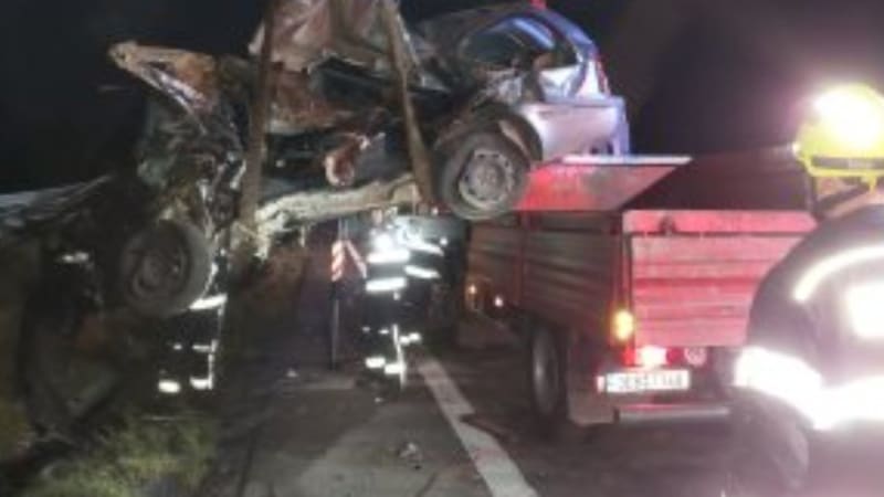 Tragická nehoda na obchvatu Svitav: Řidič osobního auta nepřežil střet s náklaďákem