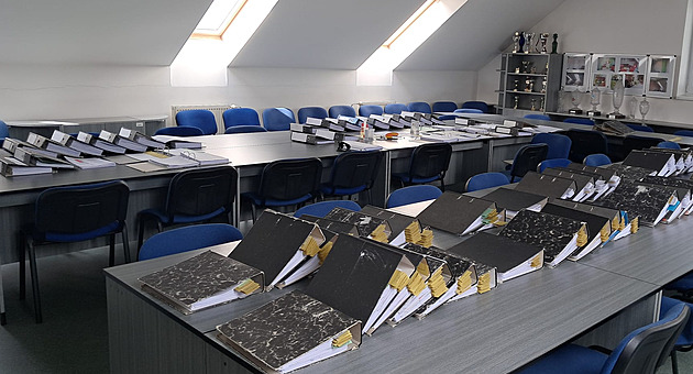 Tisíce zájemců o práci z domova podlehly podvodu, místo výdělku přišli o peníze