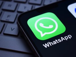 WhatsApp opravuje vážnou chybu: Spyware útočil na uživatele iPhonů a Maců