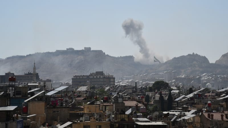 Izrael provedl vzdušné údery na Sýrii. Narušení suverenity, zní ze zasažené země