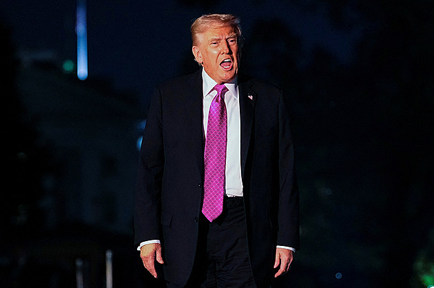 Trump poprvé označil Rusko za agresora, vůči Putinovi dál přitvrzuje