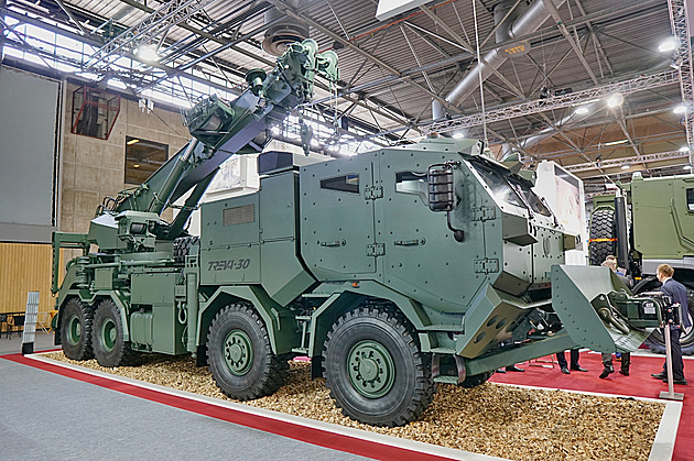 Česko vyveze vojenský materiál za sto miliard korun. Většina končí na Ukrajině