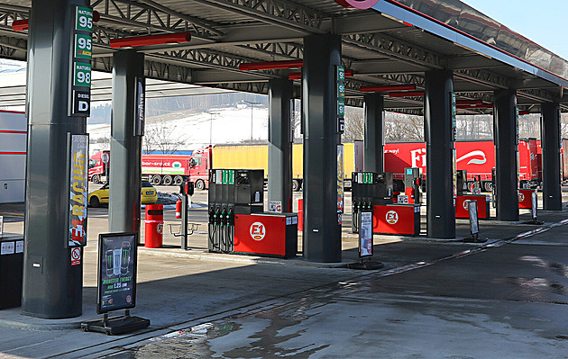 Za smrt chlapce z Polska nalezeného u benzinky v Rozvadově patrně může nová droga