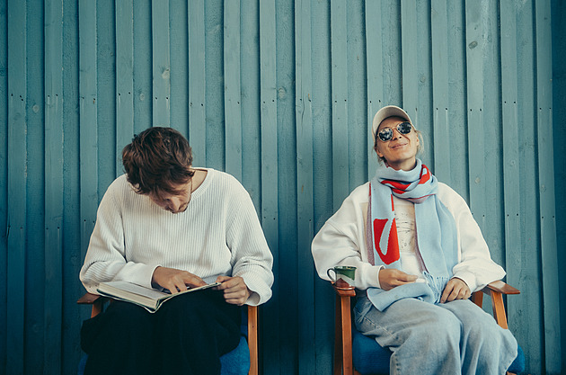 Vše zahájila sršeň, co zapomněla létat, hlásí Barbora Poláková a Štěpán Urban