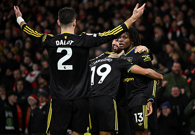 ONLINE: Manchester United čelí Fulhamu, v akci i Aston Villa. Večer Tottenham - City