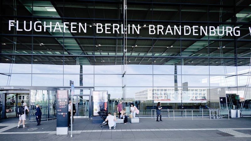 Berlínské letiště ochromila stávka: Desítkám tisíc lidí zrušili cestu