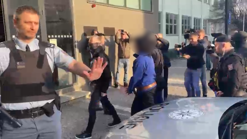 Žhářský útok v Pardubicích: Dva obviněné soud poslal do vazby 