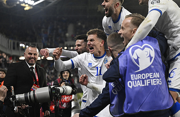 Slováci na MS nebudou, s Kosovem selhali v druhé půli. Italové v prvním klání uspěli