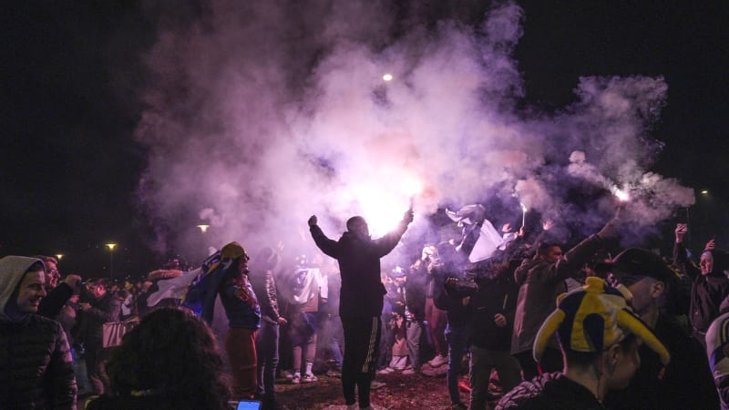 Den národní katastrofy v Itálii: Na MS ve fotbale jedou místo ní Bosňané. Sarajevo křepčilo