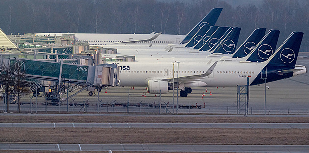 Lufthansa zruší v letní sezoně dvacet tisíc evropských letů. Chce šetřit na palivu