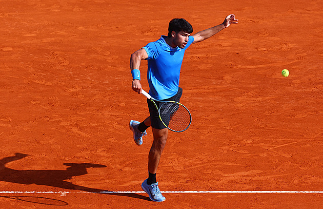 Alcaraz vzdal obhajobu titulu na Roland Garros, zápěstí ho do Paříže nepustí