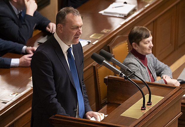 „Jděte do pr...,“ ujely nervy Fialovi z SPD. Nebyl moc v kondici, reagoval Rakušan