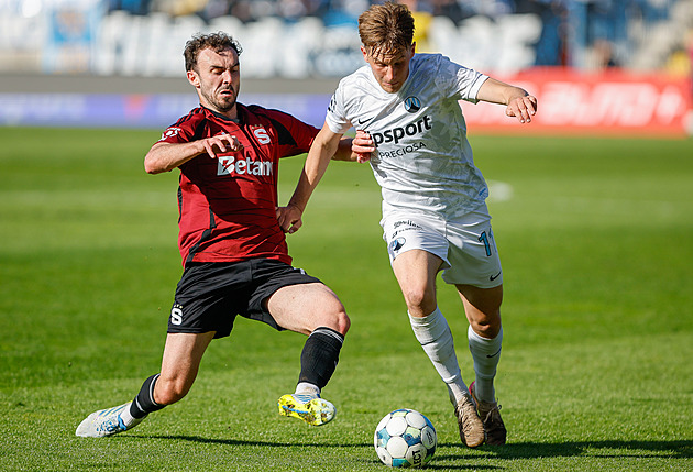 ONLINE: Liberec - Sparta 0:0, po změně stran tvrdě pálí Kayondo, Surovčík chytá