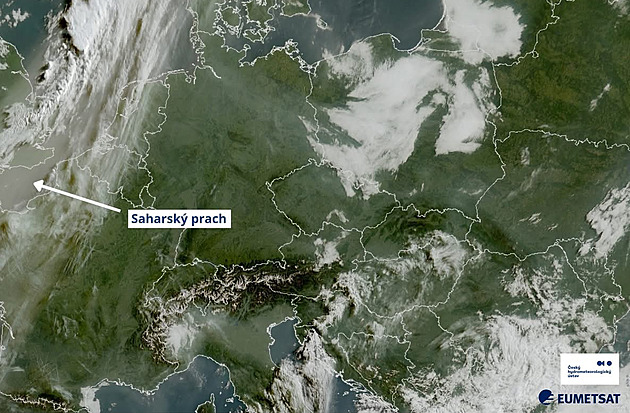 Nad Česko dorazí saharský prach. Může snížit odpolední teploty
