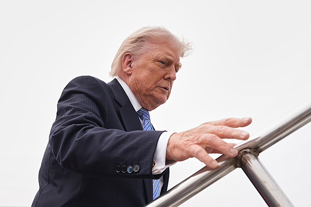 Donald Trump je podle lékařů ve skvělé kondici, doporučili mu zhubnout