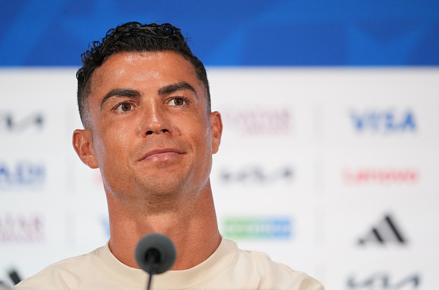 Kdo bude na svatbě Ronalda? Datum se tají, internetem ale koluje seznam hostů