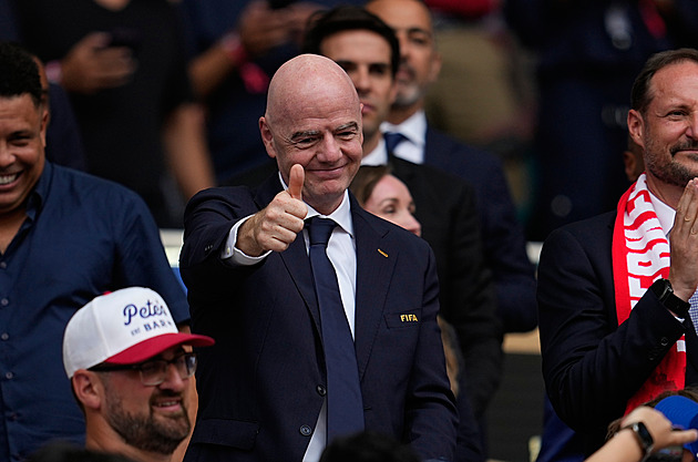 Infantino svolal krizovou schůzku, vedení FIFA letí do Maroka