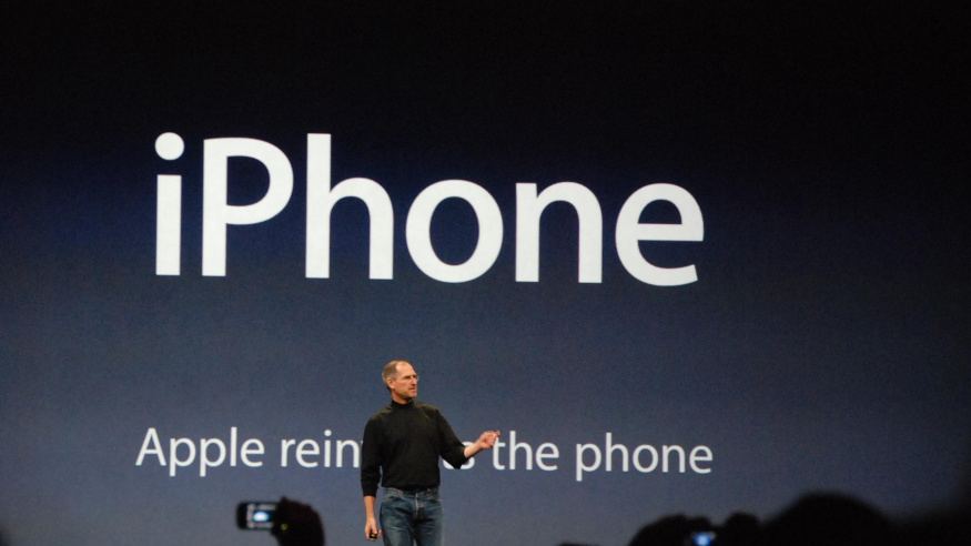 Zapomenutí hrdinové: 7 inovativních telefonů, které vyšlapaly cestu dnešním bestsellerům