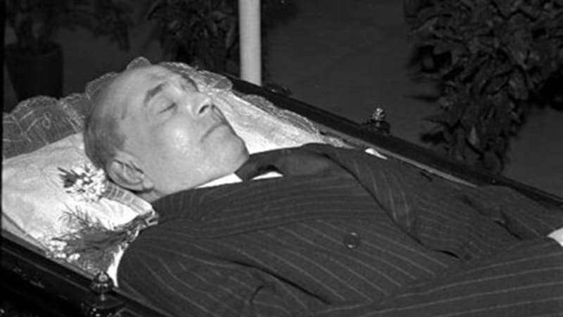 Průlom v případu Masaryk: Policie exhumovala ostatky, odborníci hledají stopy po vraždě