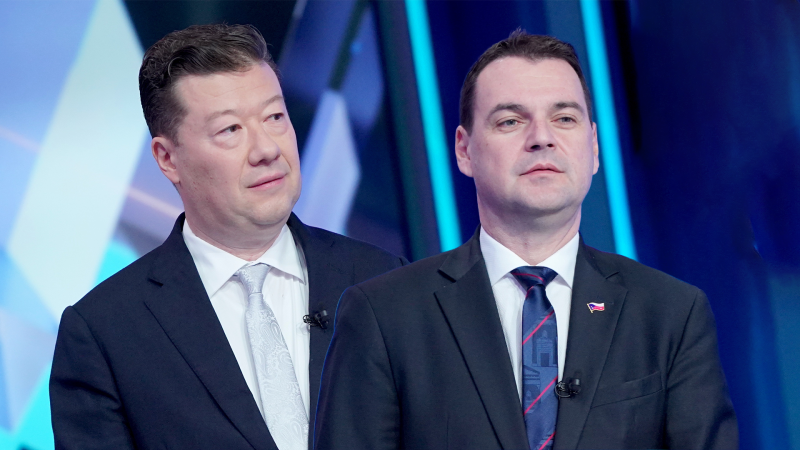 Jak snížit schodek? Teď už se bude jen škrtat, řekl Macinka. Okamura mírnil slova Ševčíka