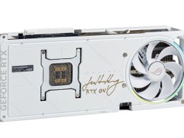 Koupil bazarovou RTX 5090, našel na ní Huangův autogram, cena může být ~$15 000