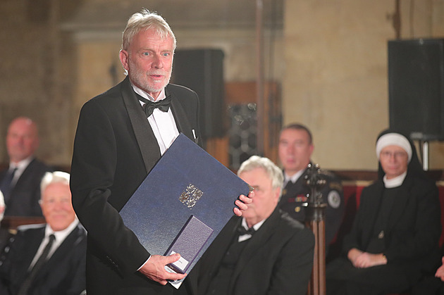 Třicet dva let a stále pokračuje. Starostou Hluboké nad Vltavou zůstává Tomáš Jirsa